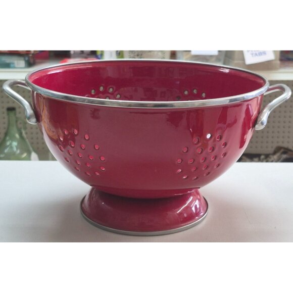 Red Enamel Colander With Handles & Base - Picture 5 of 7